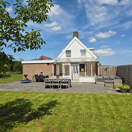 Villa Vrijstaande Ruime Familiewoning Landelijk Gelegen Lewedorp Exterior foto
